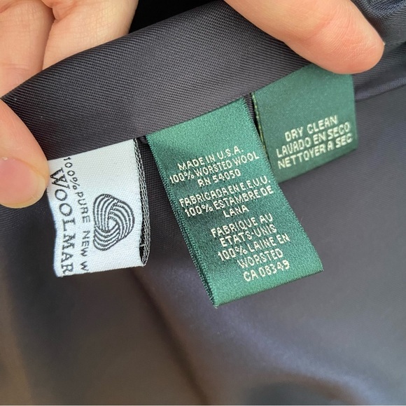 Ralph Lauren Women’s 100% Wool Navy Gold Classic Logo Crest 2 Piece Suit Blazer - Picture 7 of 14